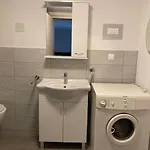 Mate 2 Apartment *